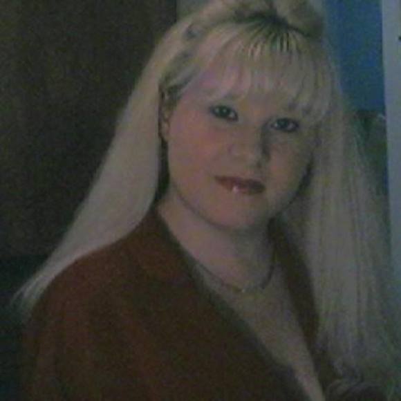 Meet your Posher, Joanne - Picture 1 of 1